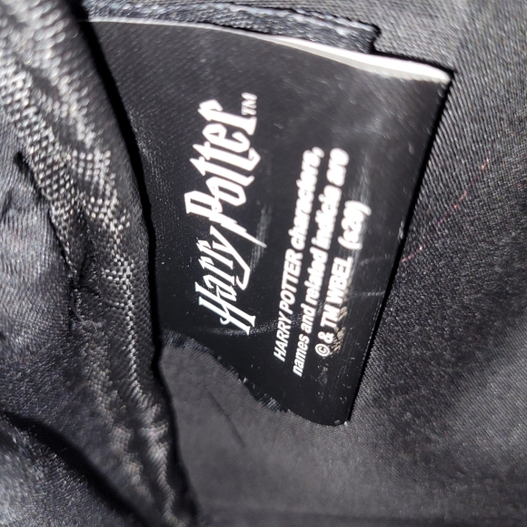 Harry Potter Gryffindor Burgundy Mini Backpack Bioworld Embossed Lions READ - Picture 7 of 9